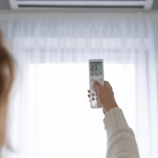 Πώς θα γλυτώσεις χρήματα με το κλιματιστικό ανοικτό - Ο μύθος που εκτοξεύει τον λογαριασμό