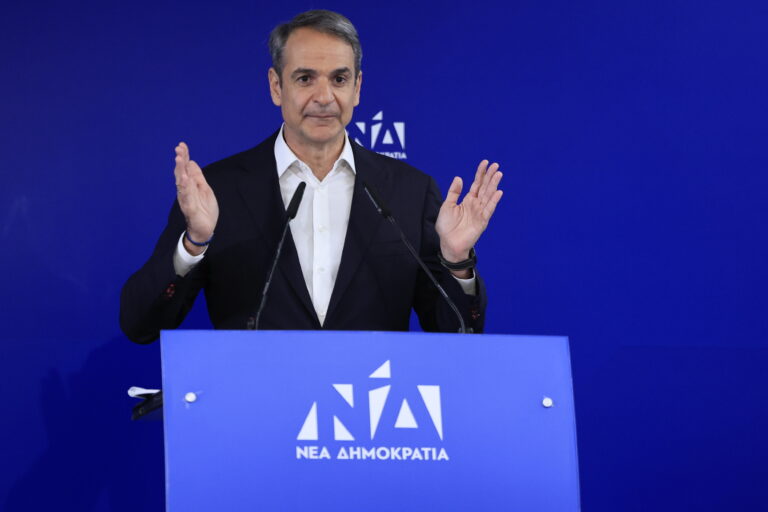 Η «ψαλίδα» κλείνει, το παιχνίδι ανοίγει