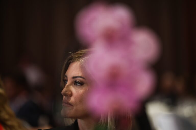 Γιατί η Ράνια Τζίμα είναι ο πραγματικός λόγος που βλέπουν το δελτίο του Mega