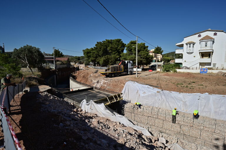 Ο απουσιολόγος είχε δουλειά στη Βάρη