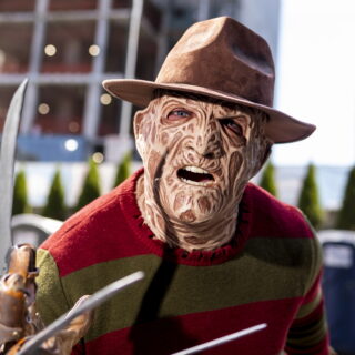 O Freddy Krueger επιστρέφει στον δρόμο με τις λεύκες