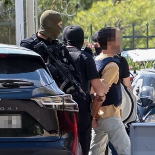 Ψάχνουν τον αποστολέα του email για τον εμπρησμό της Marfin