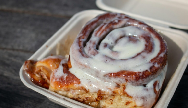 6 μέρη της Αθήνας για αφράτα cinnamon rolls