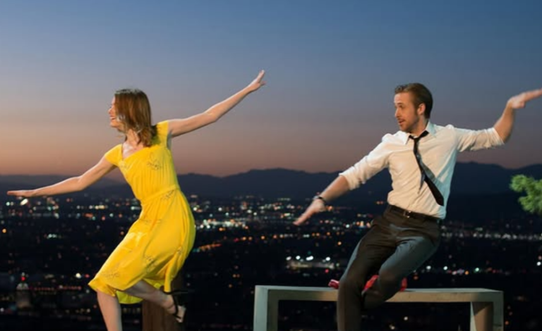Το χέρι του Ράιαν Γκόσλινγκ στην αφίσα του La La Land διορθώθηκε 10 χρόνια μετά