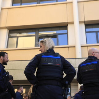 Οστά από πέντε βρέφη εντοπίστηκαν μέσα σε κουτιά σε σπίτι ζευγαριού στη Γαλλία
