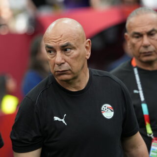 Ο προπονητής της Εθνικής Αιγύπτου λιποθύμησε σε καβγά με τις... δύο συζύγους του