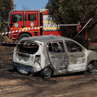 Υπό έλεγχο η φωτιά στο Πικέρμι. Εντοπίστηκε νεκρός μέσα σε αυτοκίνητο