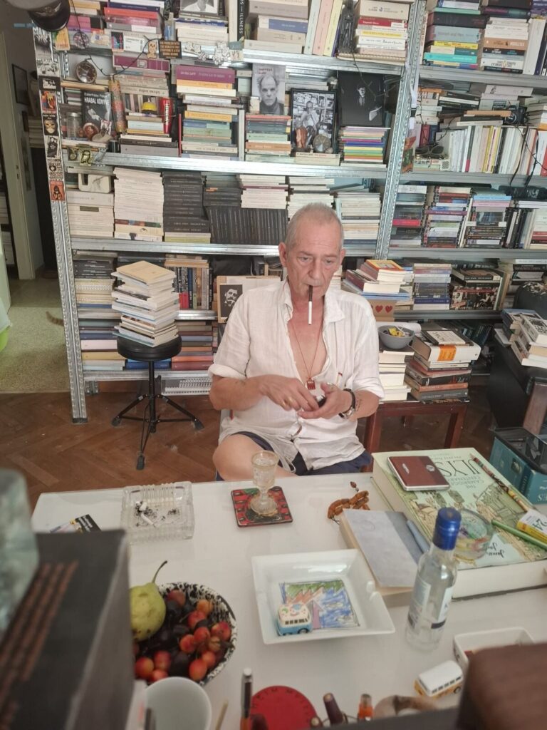 Γιώργος-Ίκαρος Μπαμπασάκης: «Ο Παράδεισός μου είναι οι άλλοι»
