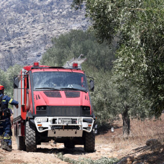 Συναγερμός σε έξι περιφέρειες για τις πυρκαγιές - Σε επιφυλακή οι πυροσβεστικές δυνάμεις