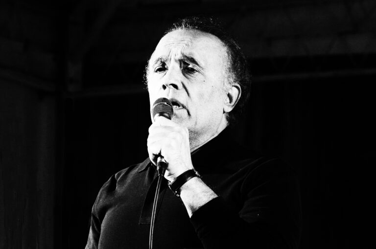 Λάκης Χαλκιάς: Ένας από τους σημαντικότερους αφηγητές της ελληνικής ιστορίας
