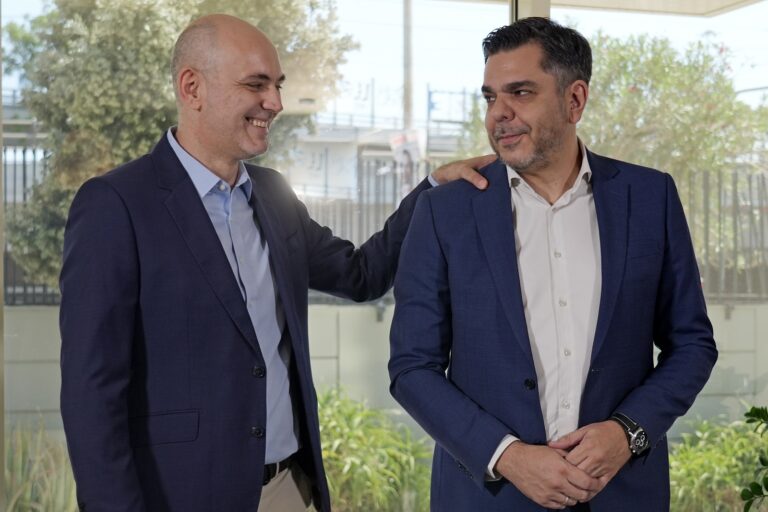 Αντζολέτος και Καντέλης αντί του Παύλου Τσίμα στον ΣΚΑΪ 100,3