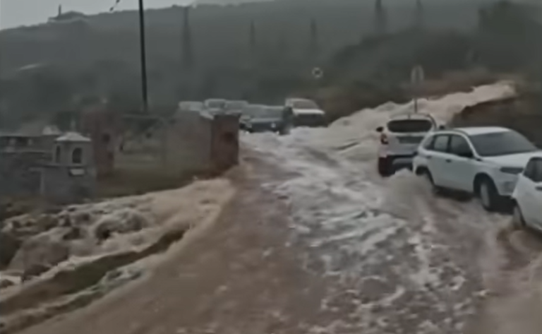 Σφοδρή νεροποντή προκάλεσε πλημμύρες και μεγάλες ζημιές στην Ανατολική Μάνη