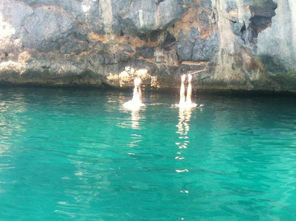 553786_10151364761773976_642037808_n