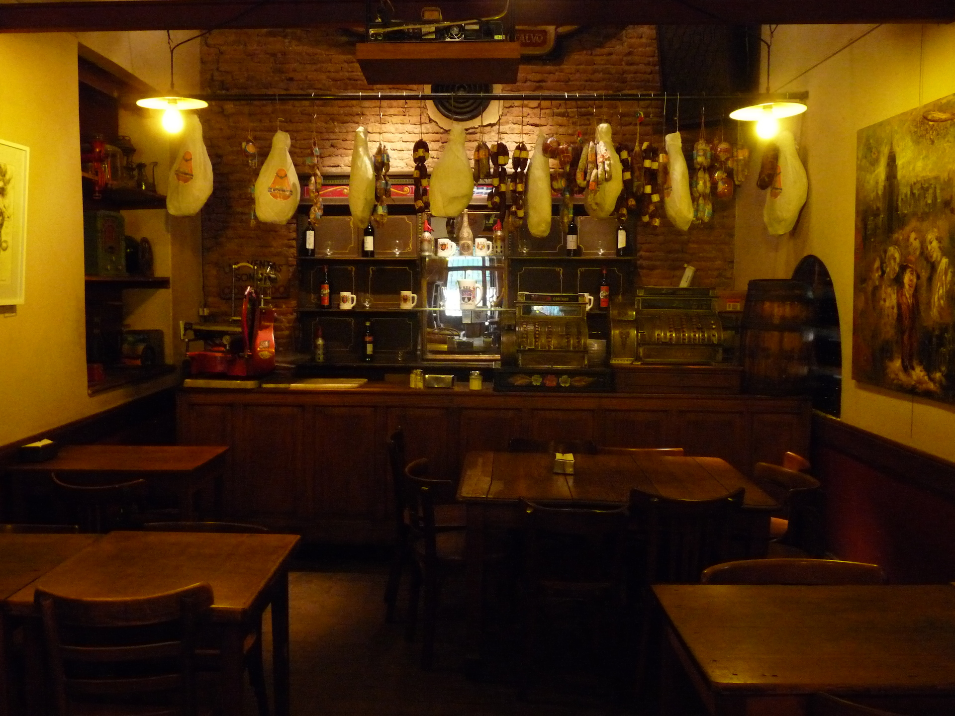 Τα καφέ του San Telmo είναι γεμάτα καλλιτέχνες και expats.