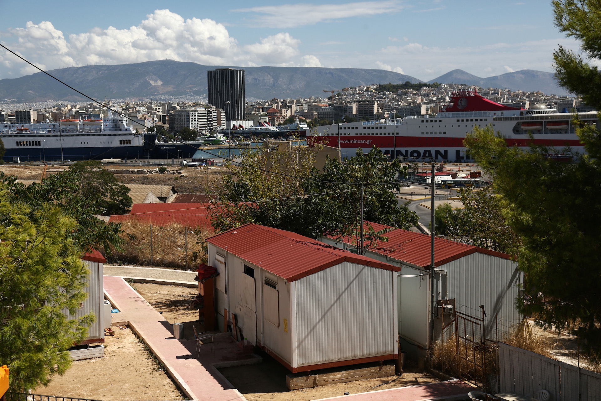 alexandros_katsis_pop_drapetsona_containers_20140903_08