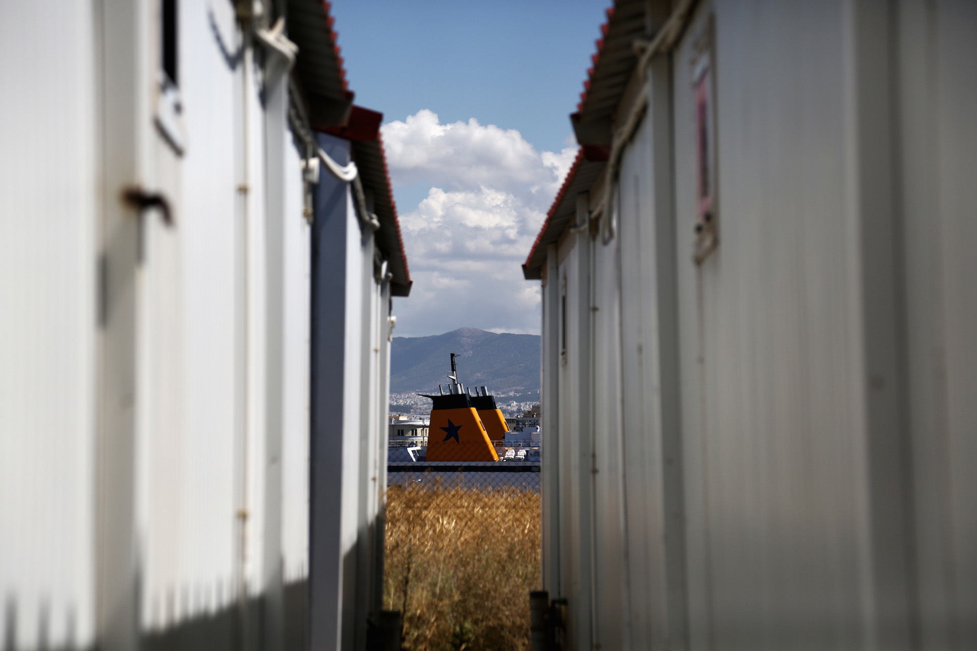 alexandros_katsis_pop_drapetsona_containers_20140903_13