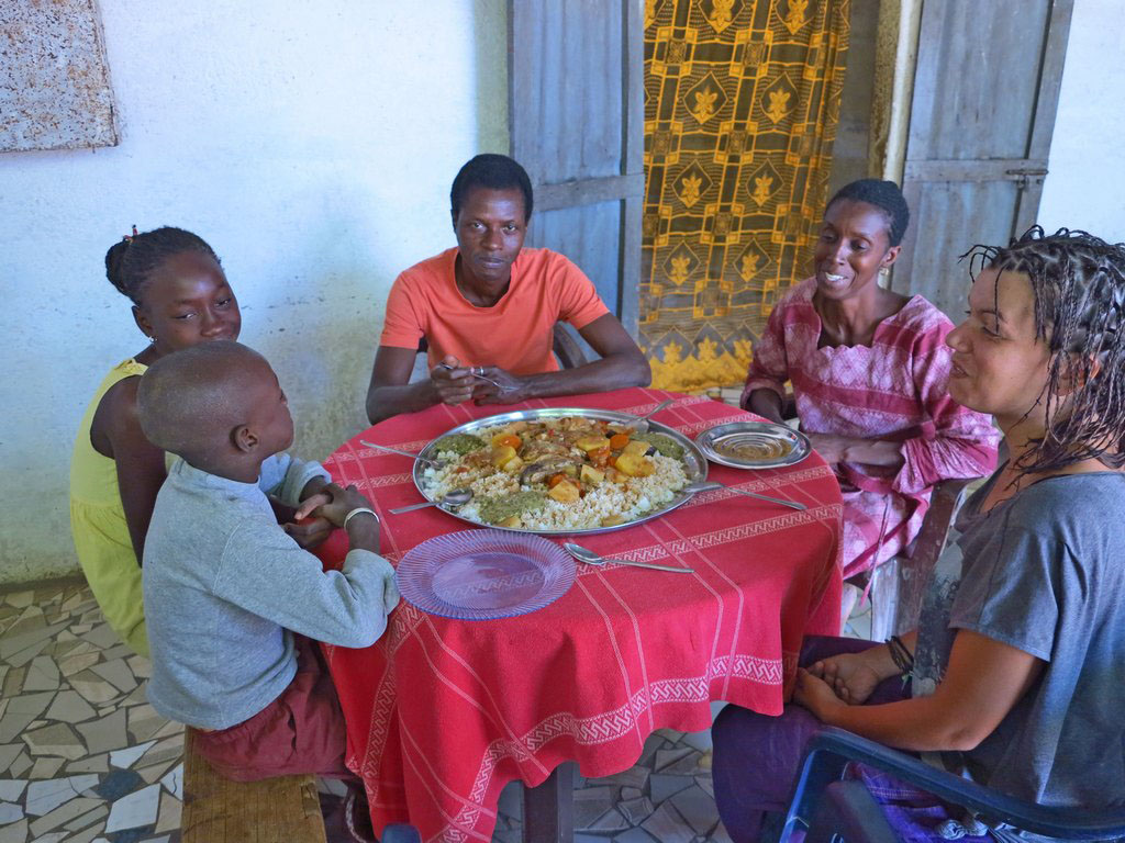 Η οικογένεια του Αλιούν και της Μούνα, Σενεγάλη